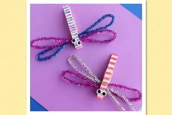 Dragonfly wings made of cardboard